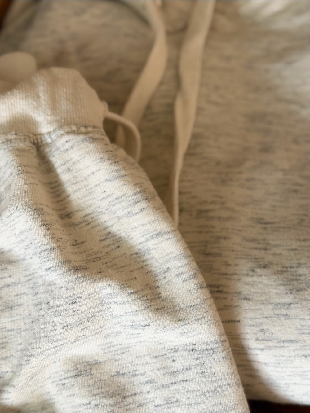 Mono B Cream 2 pc set. Heather Hoodie /Leggings Size Medium - Picture 9 of 12